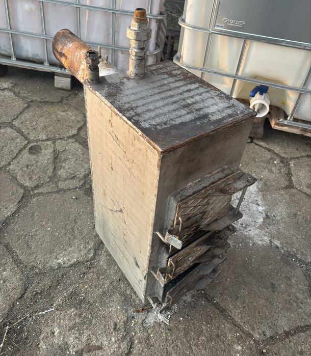 Mały piec c.o., koza, do domu, domku, na działkę