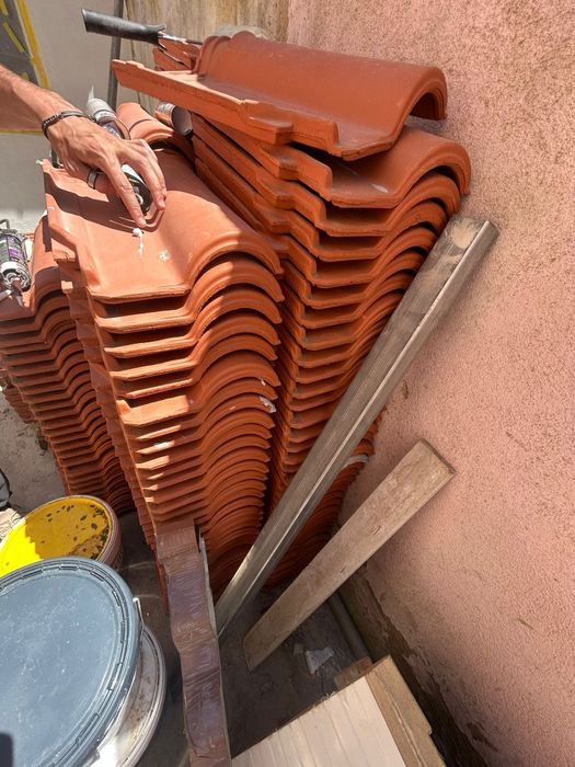 Conjunto de Telhas de cerâmica