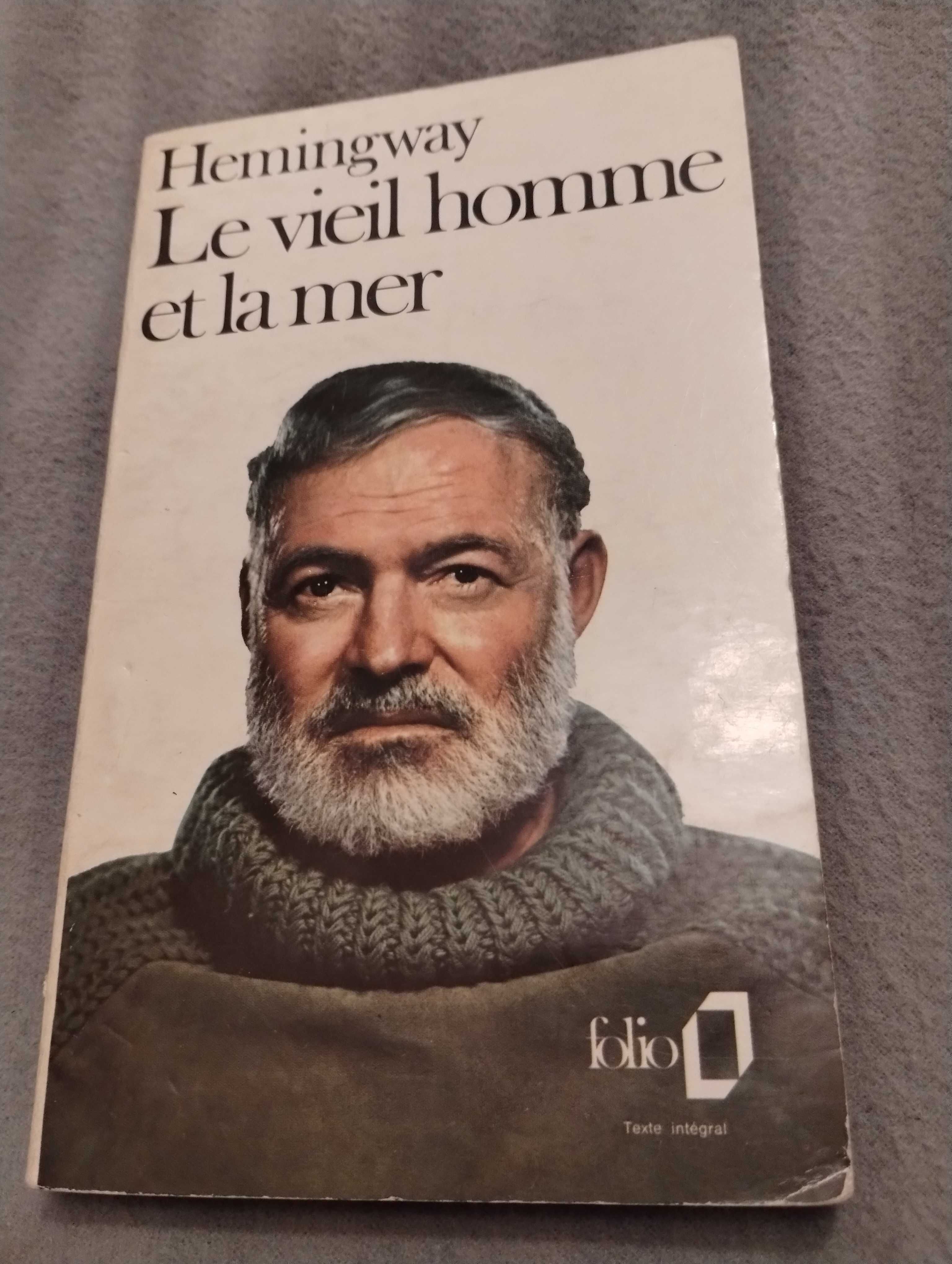 Książka w języku francuskim, Stary człowiek i morze - Hemingway