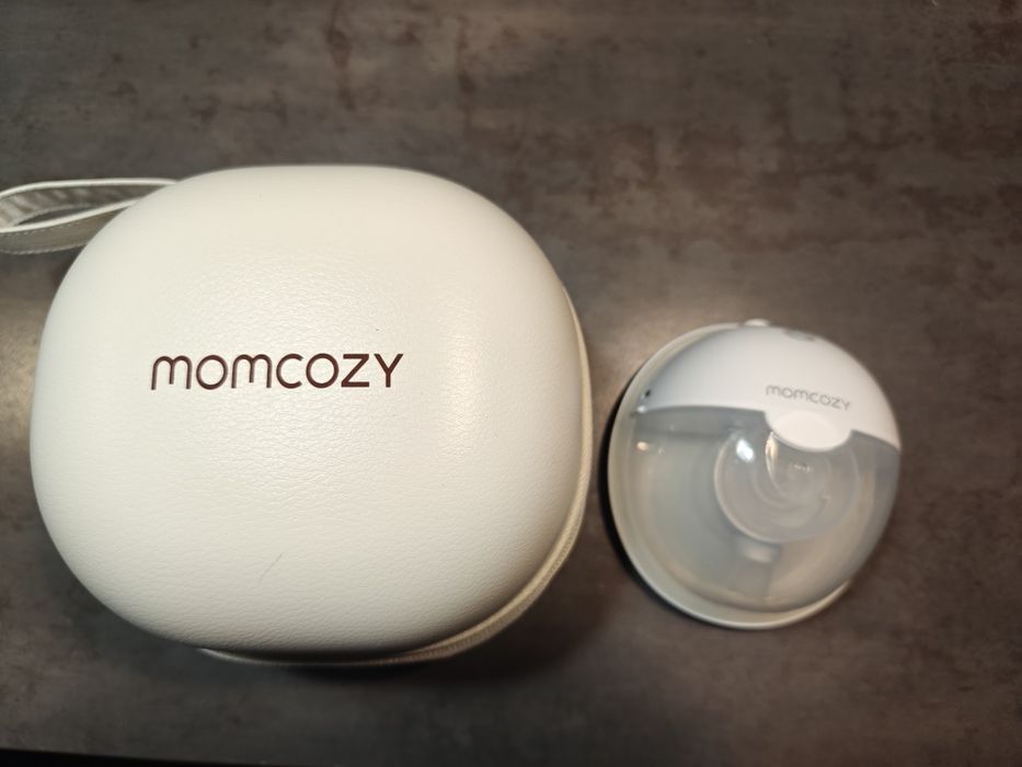Laktator muszlowy pojedynczy MOMCOZY M5  użyty 3-4 razy
