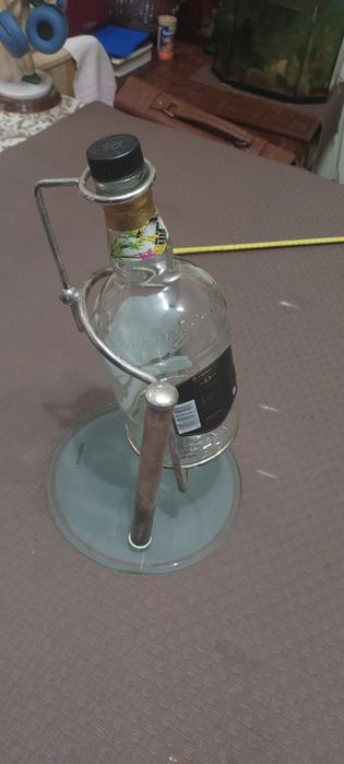 Suporte de garrafas para bar em vidro e metal