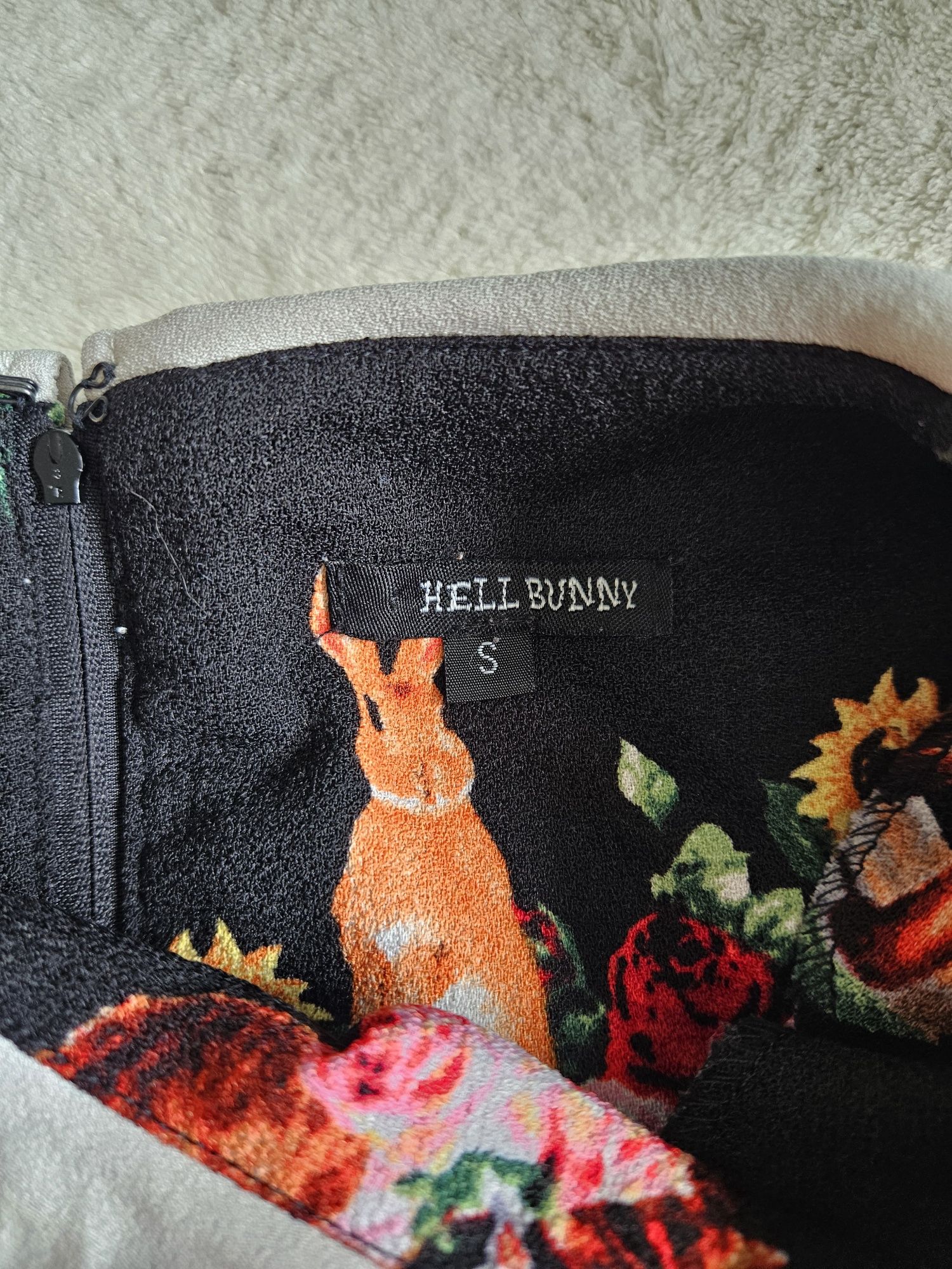 Retro sukienka hell bunny S 36 kołnierzyk