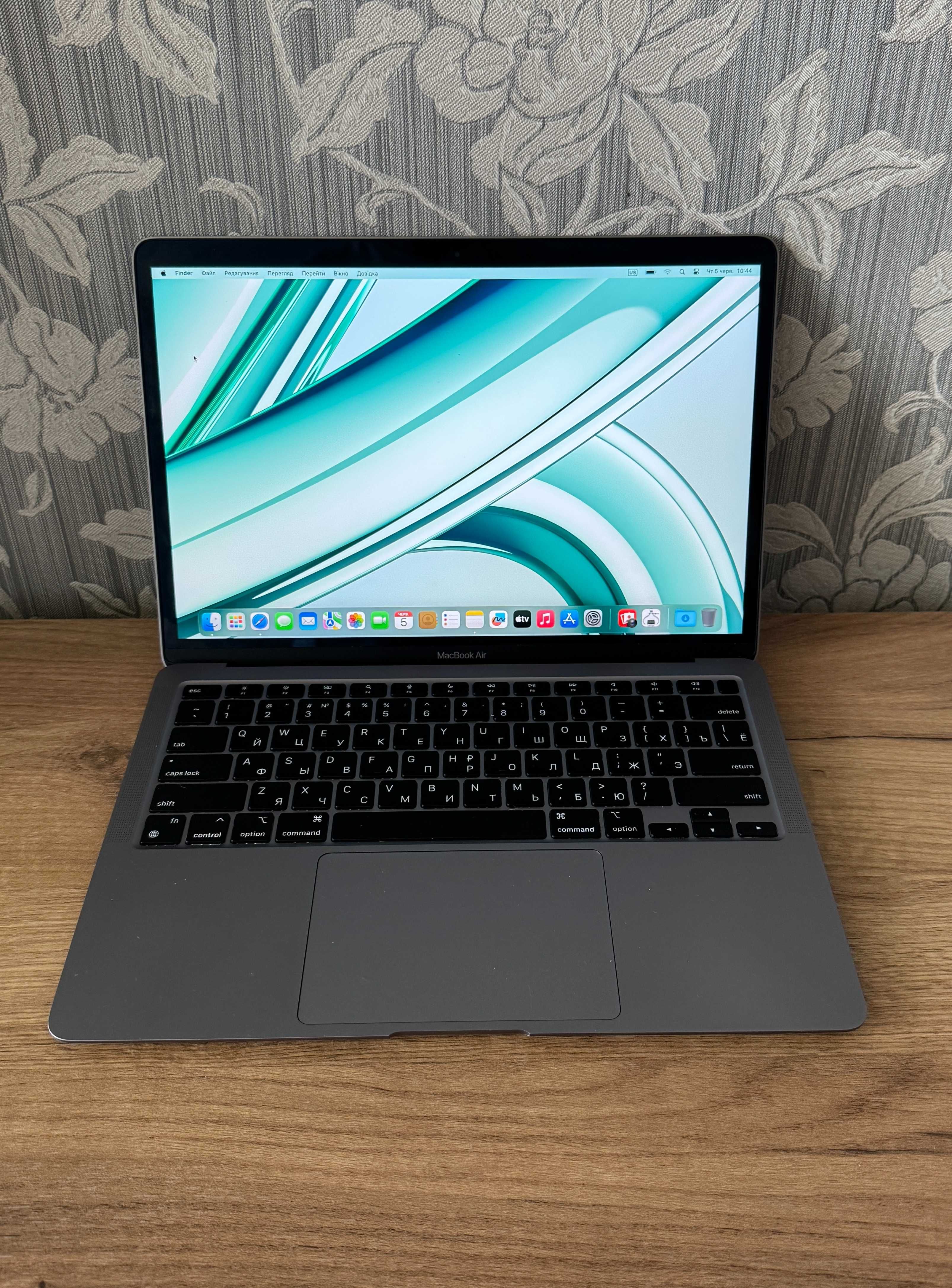  MacBook Air 13 2020 m1 16GB RAM 1TB SSD Space Gray АКБ 100%