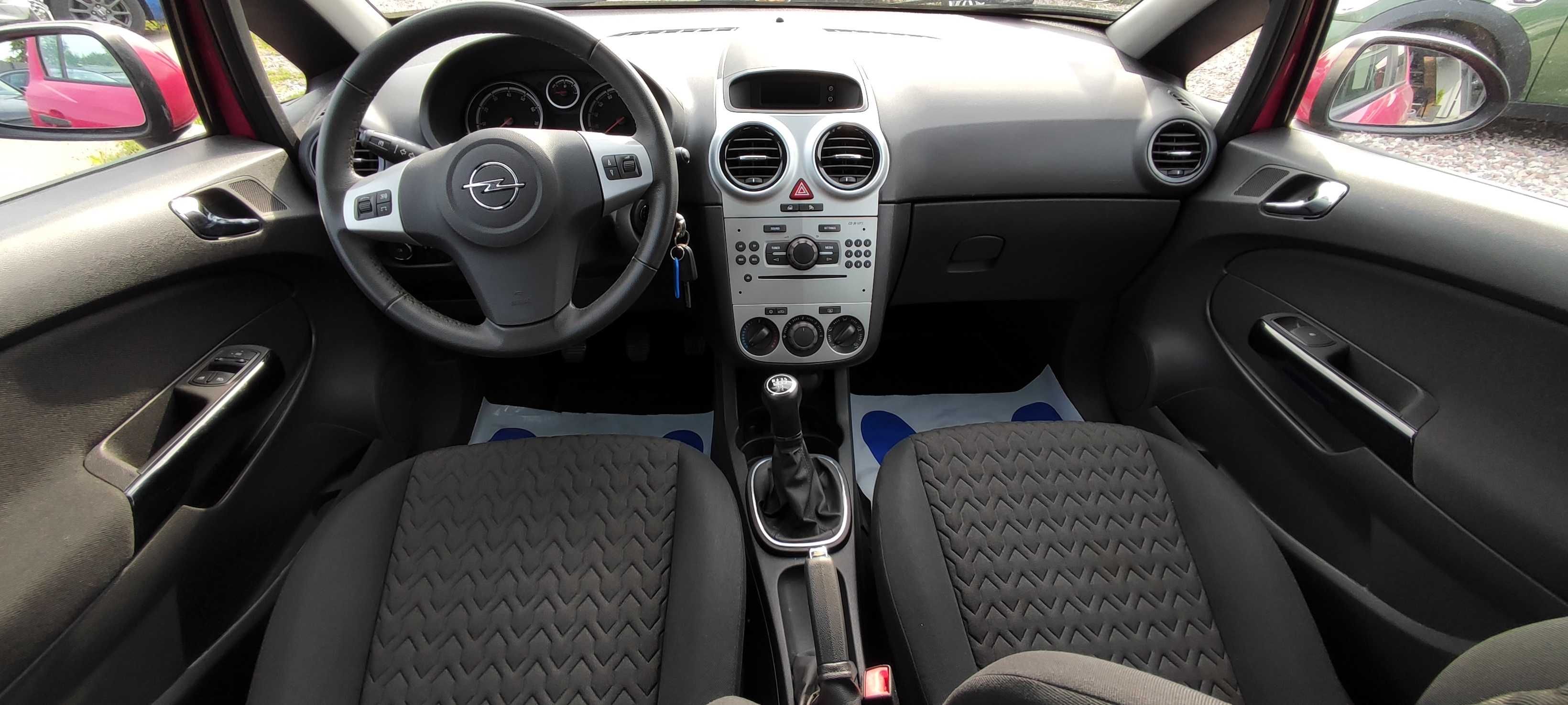 Opel Corsa 1,4 benzyna