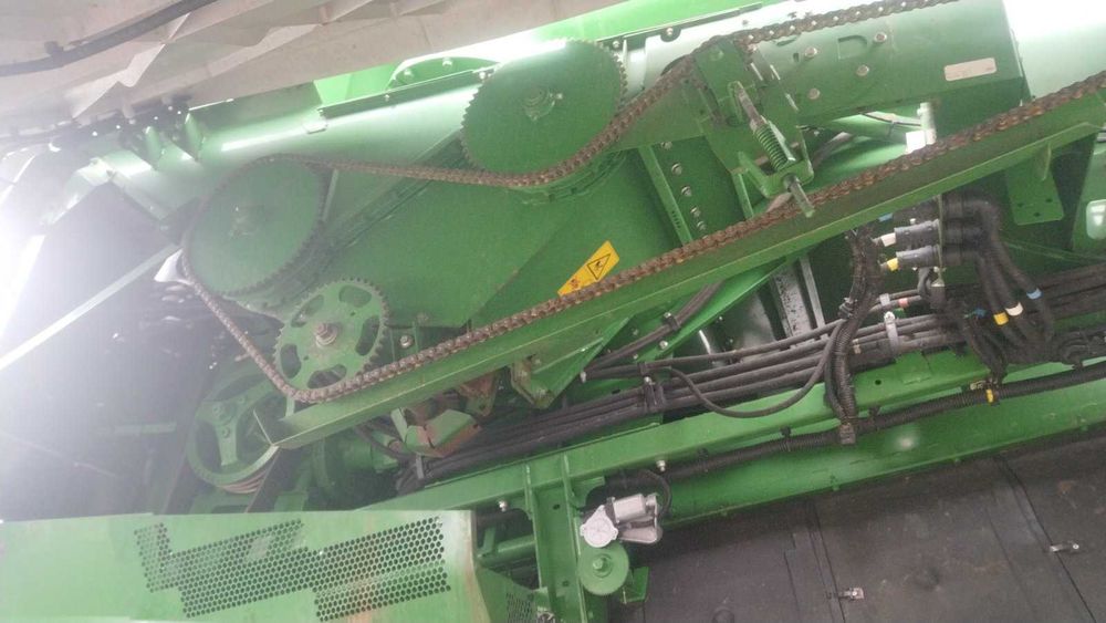 Комбаєн джондір S670I