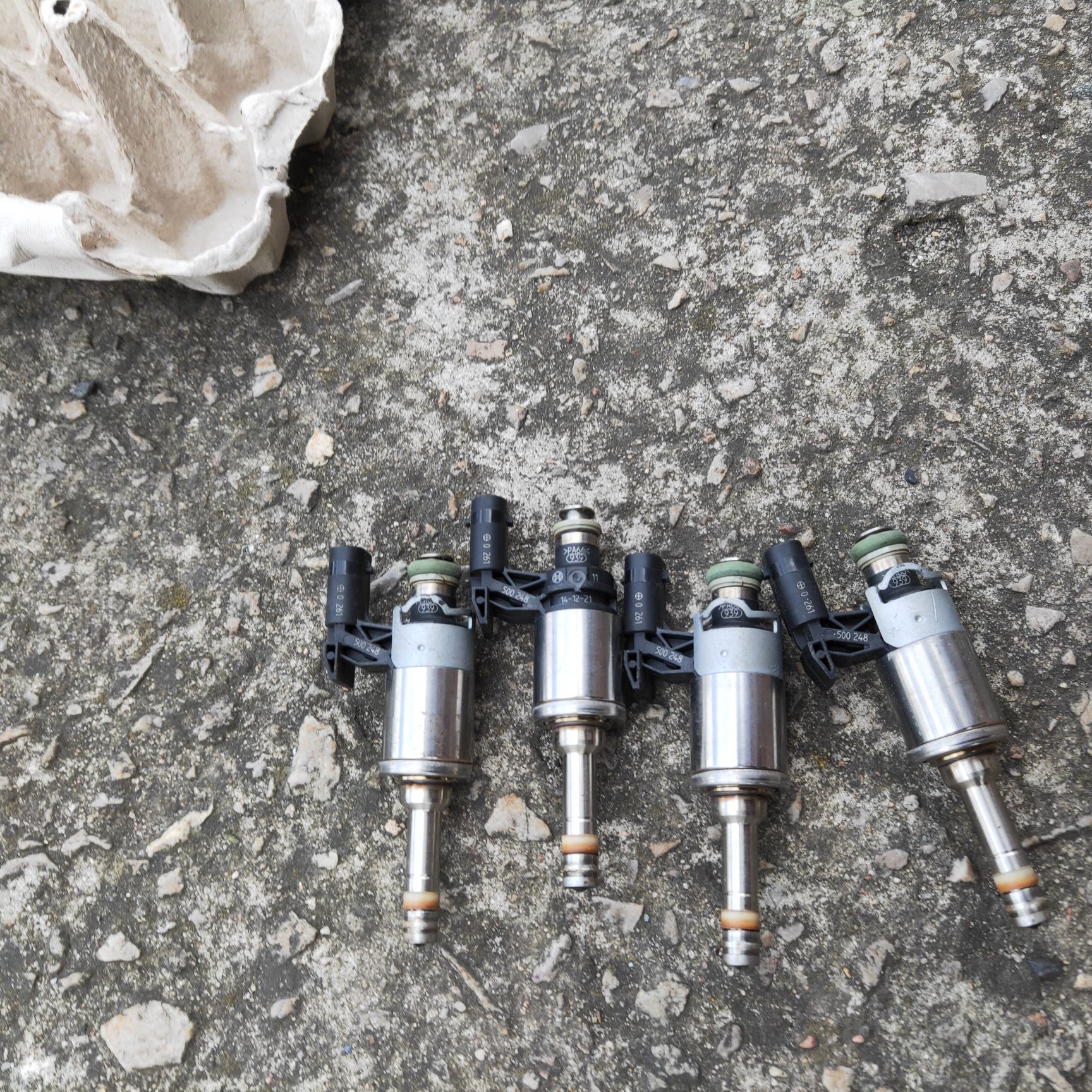 Wtryskiwacz wtrysk benzyny 1,2 1,4 TSI VW Polo 6R Golf VI VII Fabia II