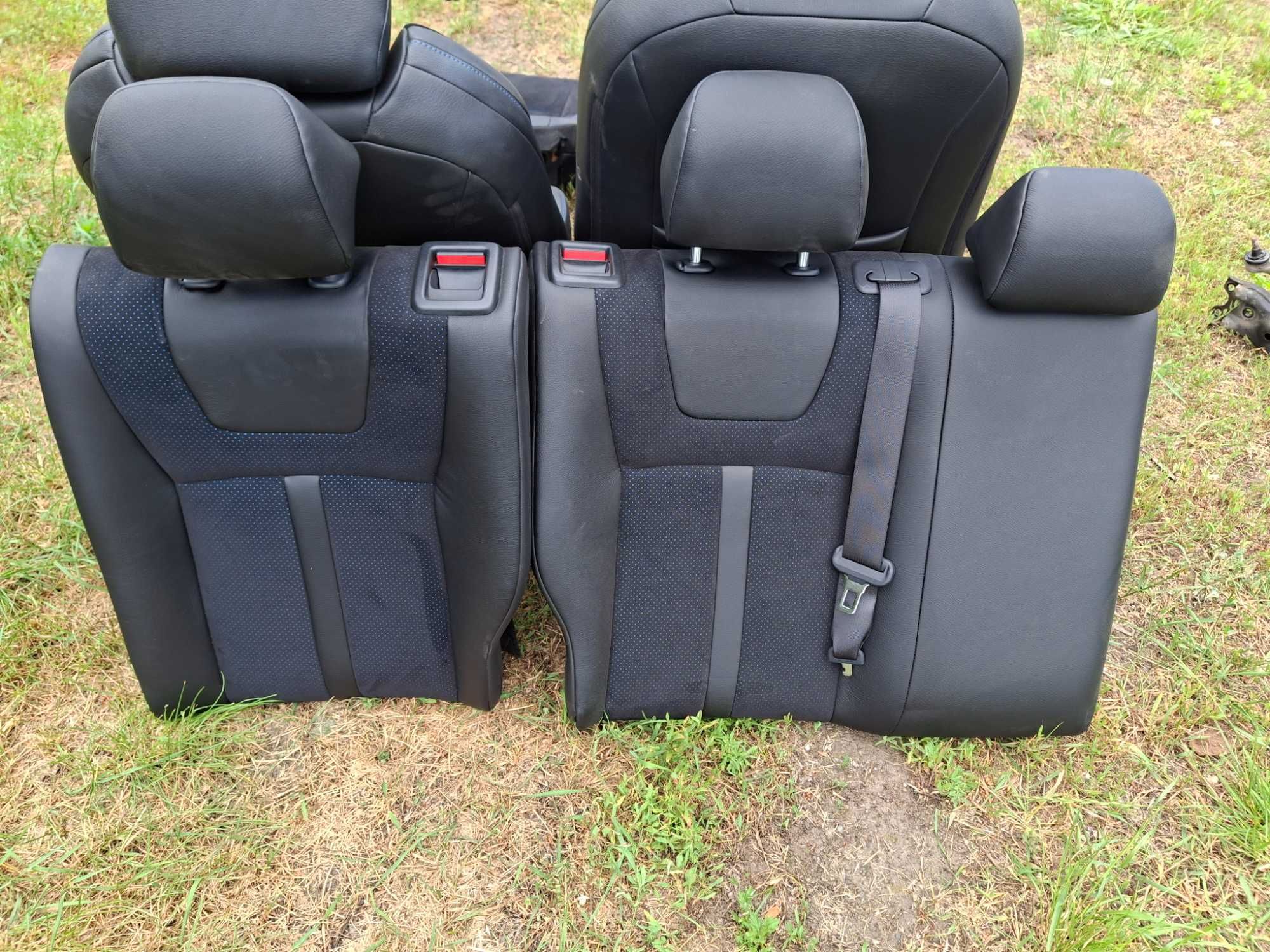 Toyota C-hr 1 16-20 fotele skorzane alcantara kanapy siedziska boczki