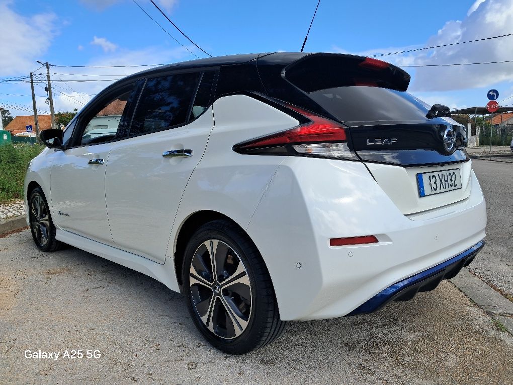 Nissan Leaf 40kw tekna pro-pilot+park