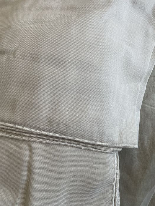 Cortinas em tecido Bege