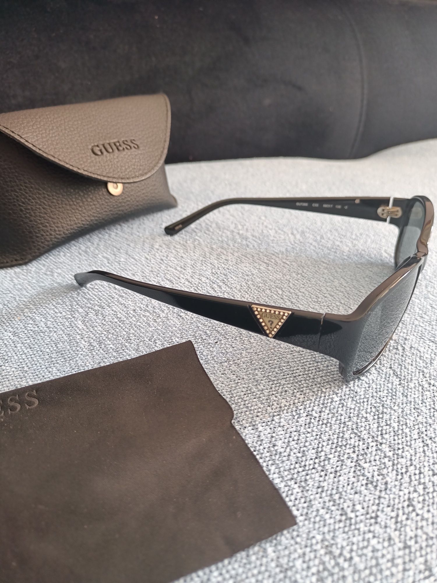 Nowe okulary przeciwsłoneczne Guess