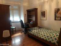 682761 - Quarto com cama de solteiro em apartamento com 3 quartos