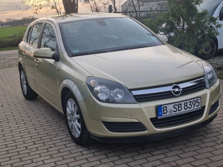 Śliczna astra z Niemiec od 1właściciela  18 bendzyna  125 koni