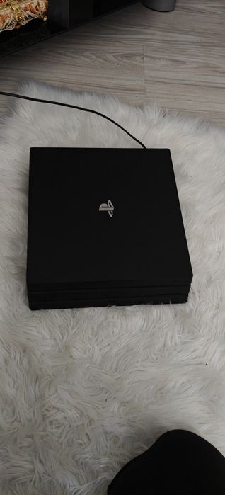PlayStation 4 PRO 1TB