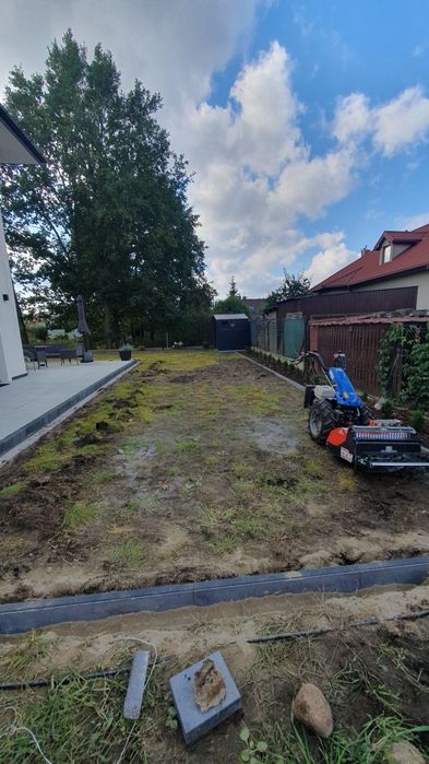 Usługi Glebogryzarka separacyjna, zakładanie trawników