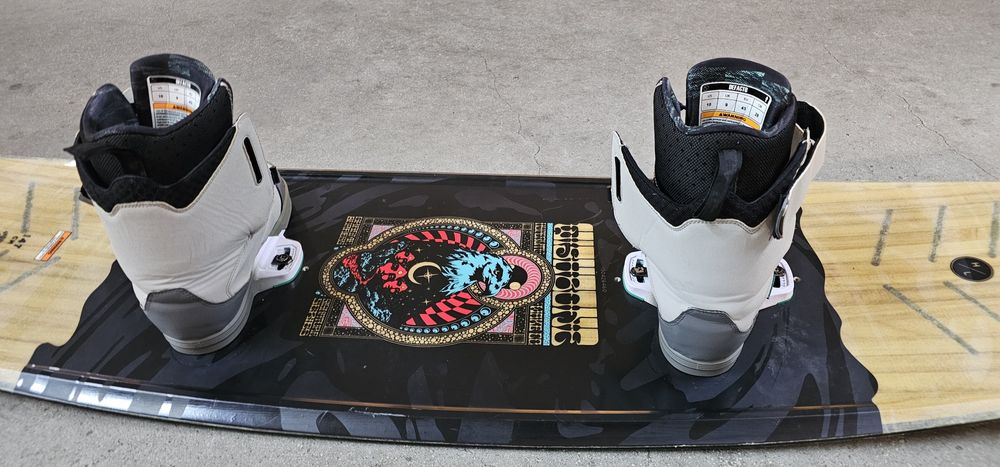Prancha & botas wakeboard Hyperlite