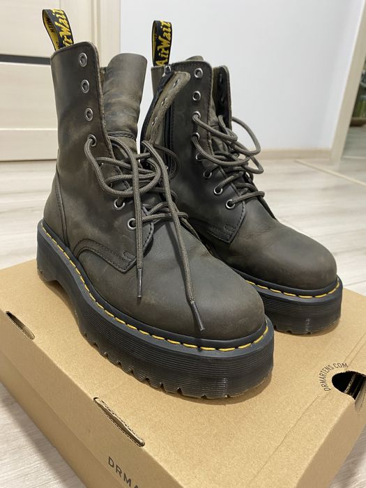 Берци Dr.Martens Jadon