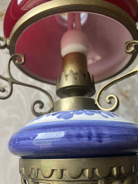 Lampa elektryczno-naftowa