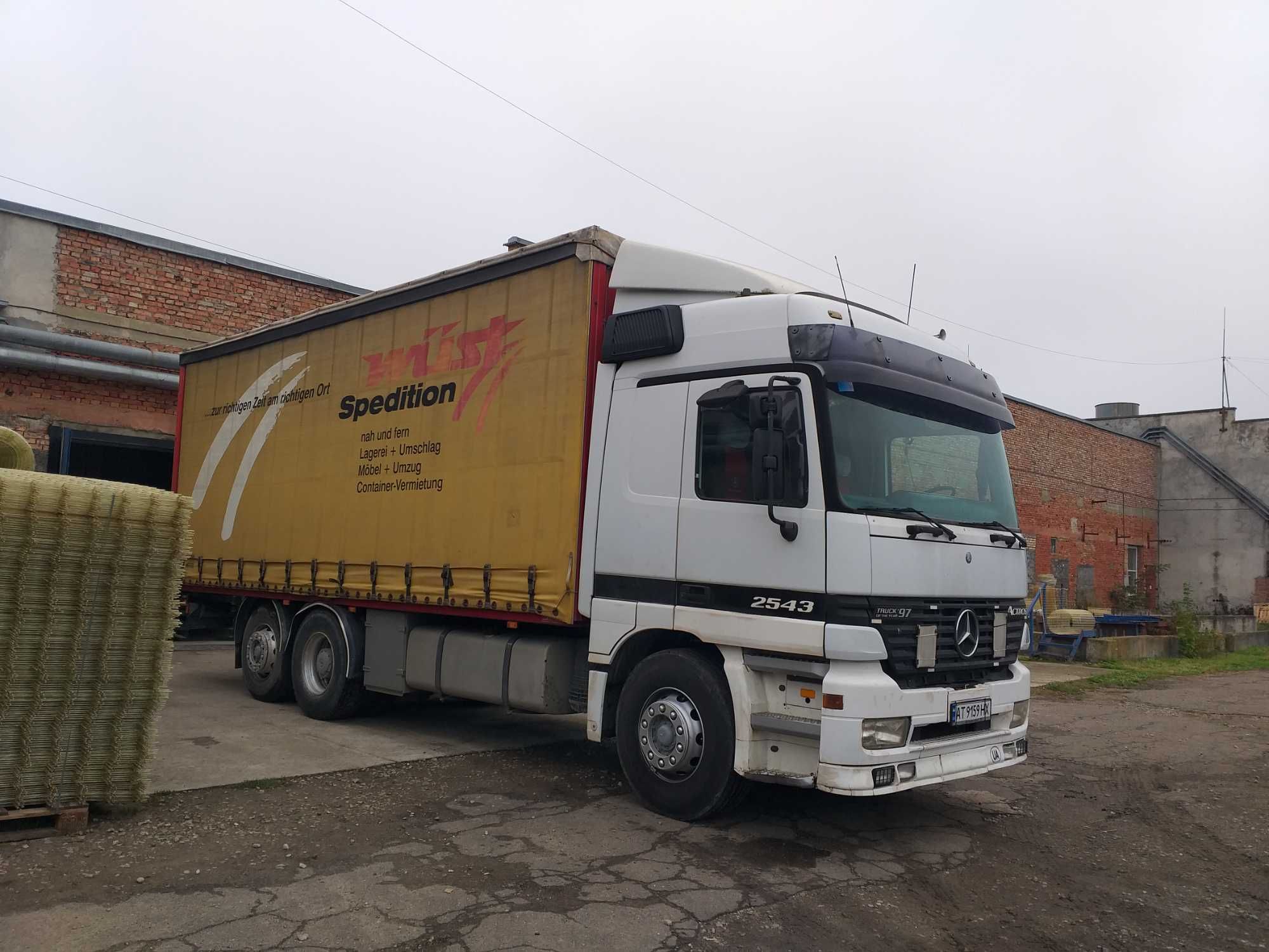 Mercedes-Benz Actros 2543, тент-штора, 15т, з лінивцем