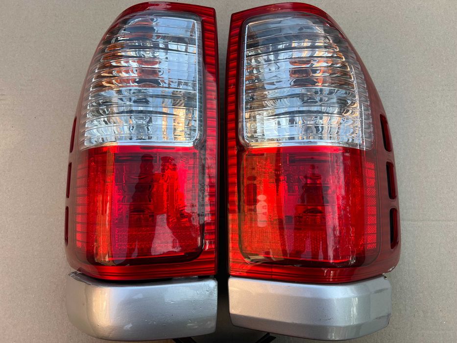 Задні фонарі стоп лівий правий Фронтера Opel Frontera B