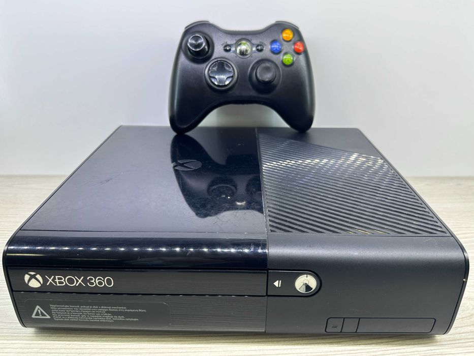Konsola Microsoft Xbox 360 E