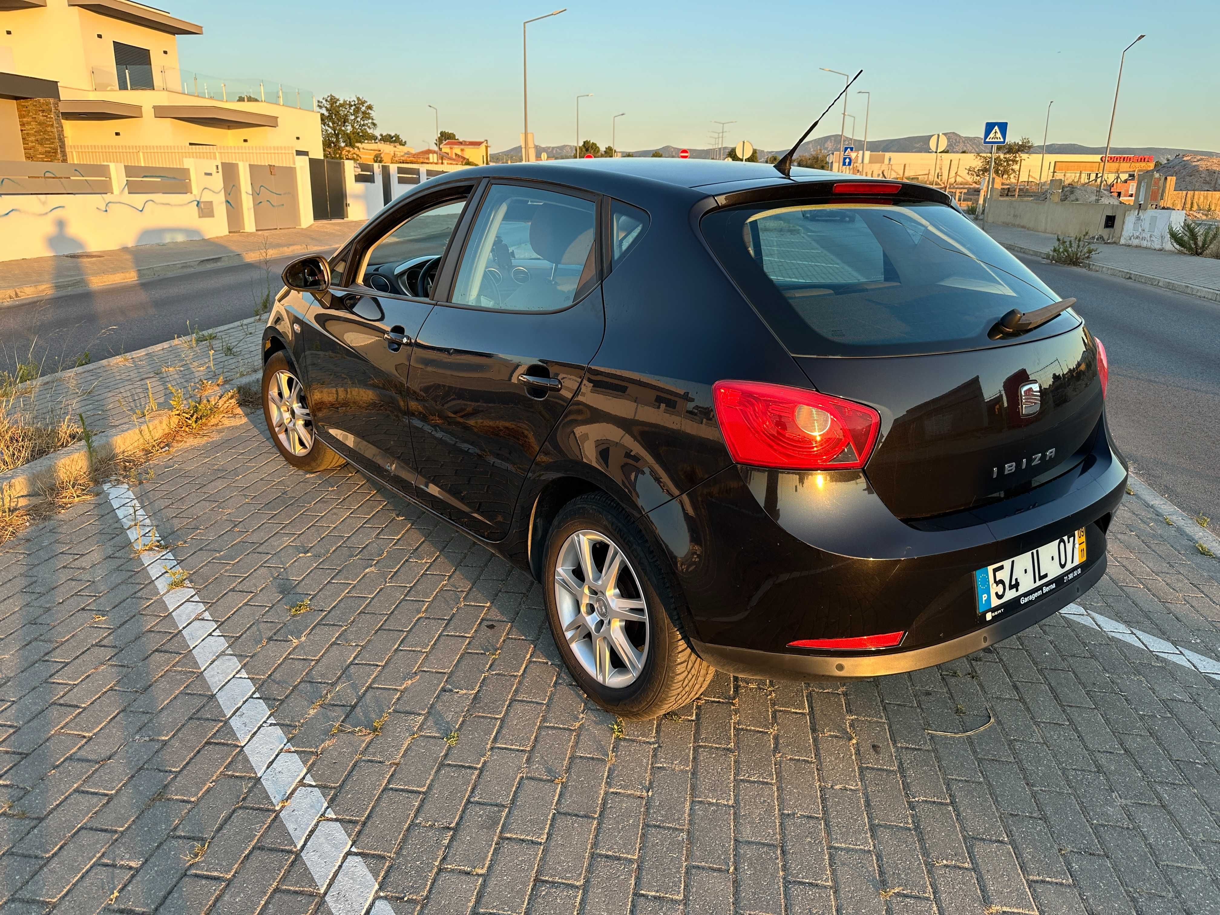 Seat Ibiza 1.2 com apenas 62.000Km