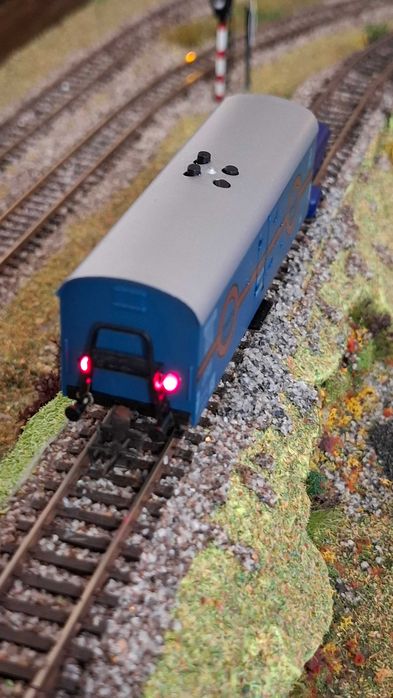 Kolejka TT 1:120 wagon chłodnia, oświetlenie LED-sygnały końca pociągu