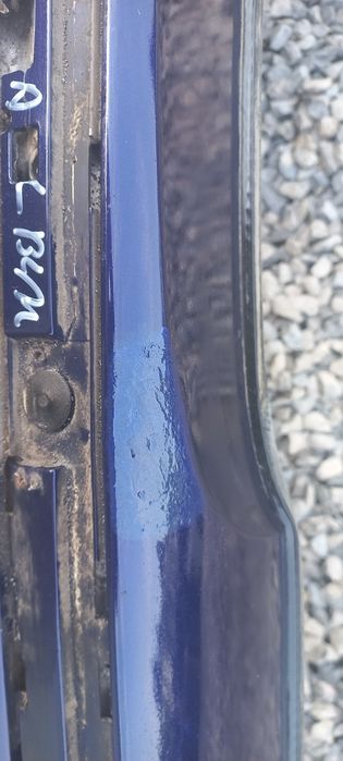 Bmw 5 e39 zderzak przód przedni 96-00 niebieski montreal blau