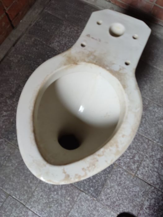 Умивальник Laufen Pro 65, умивальник, унітаз, кришка від бачка