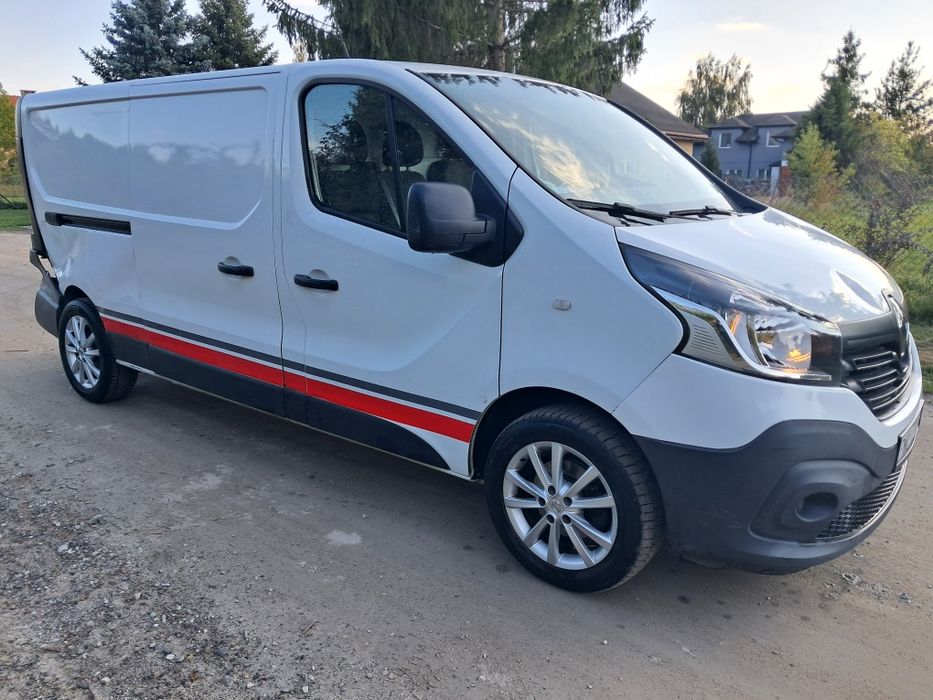 Felgi aluminiowe z oponami r17 225/55 Renault TRAFIC III Opel VIVARO b