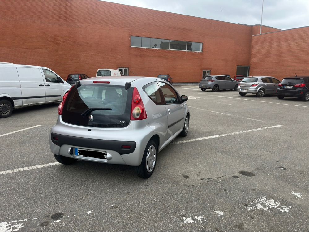 Peugeot 107 motor toyota 1.0 impecavel