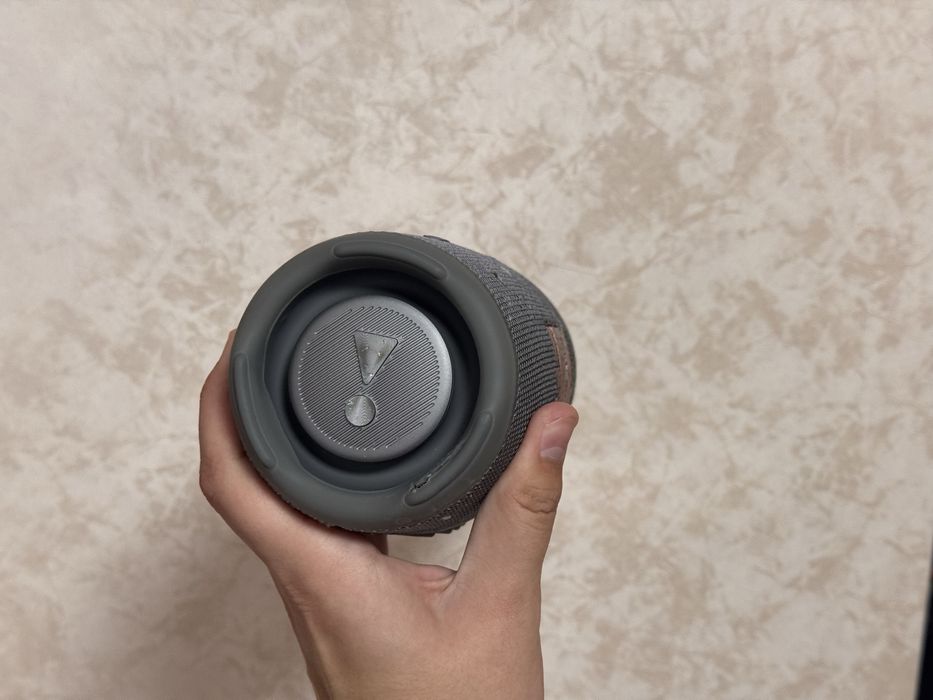 Продам JBL Charge 5 Grey Оригінал