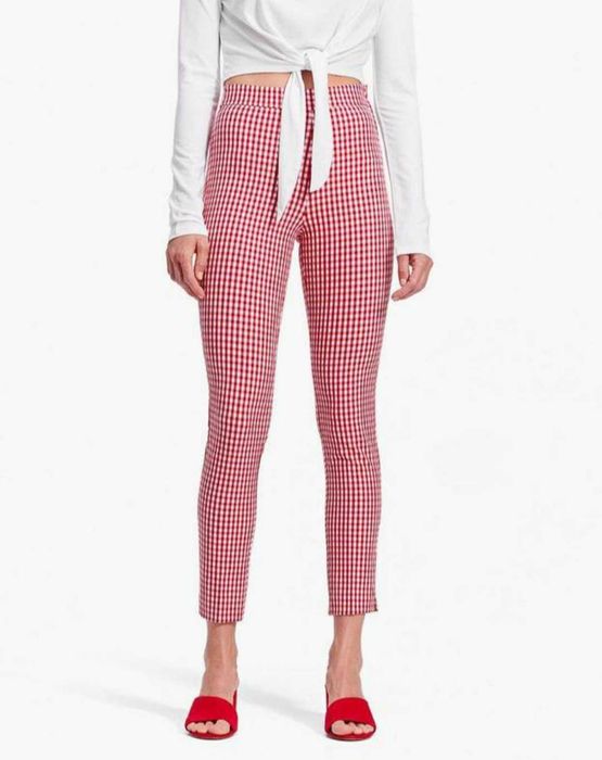 Женские брюки-сигареты брюки в клетку скинни Stradivarius 26-XS-S