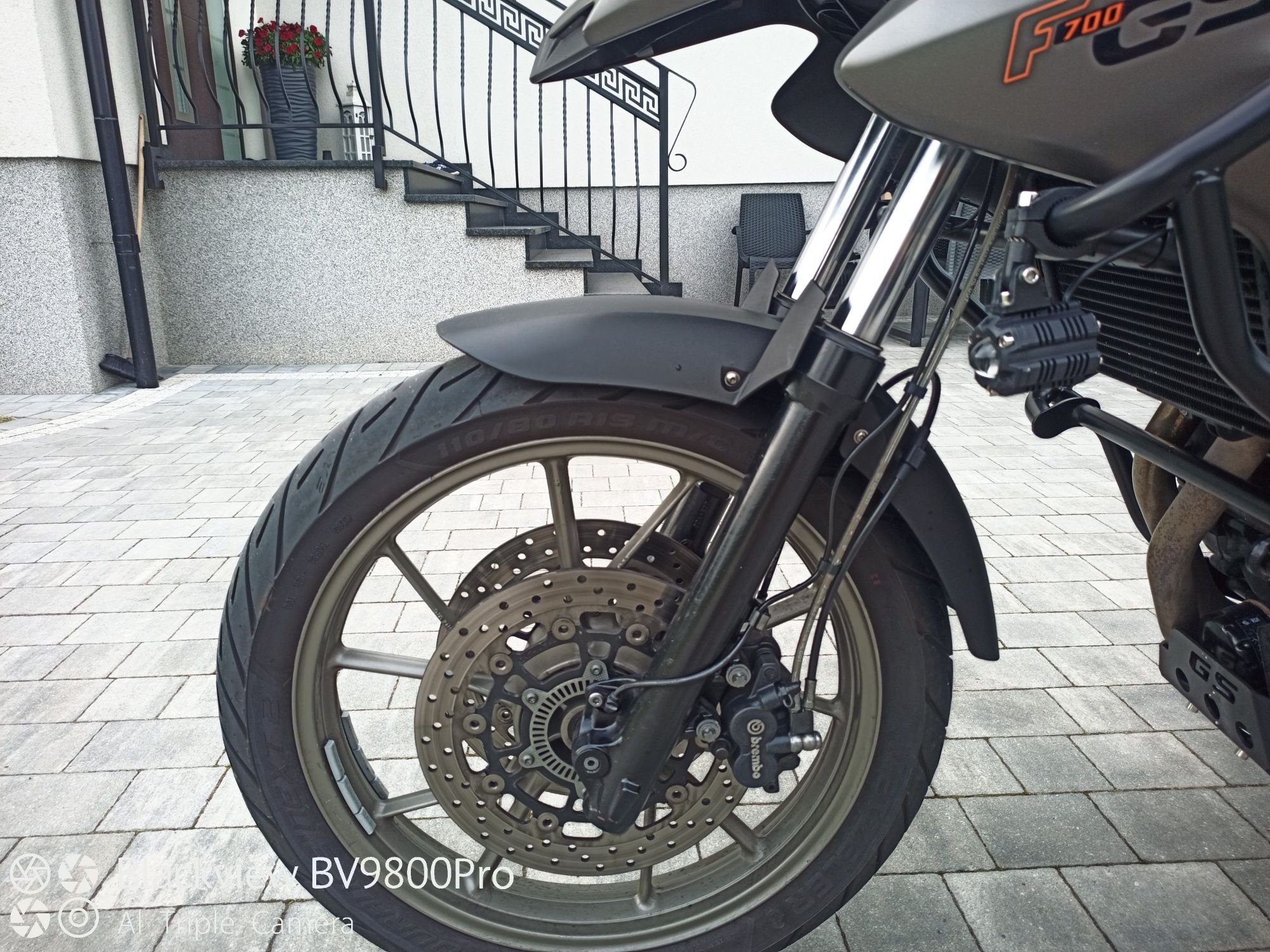Motocykl BMW GS 700F