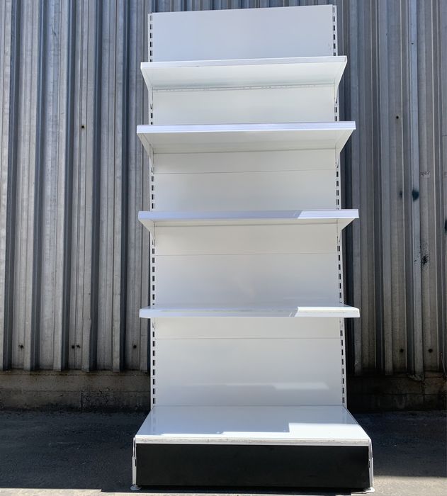 Стеллажи пристенные Wiko с металлическими полками в магазин