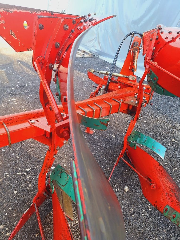 Pług 4 skibowy obrotowy Kverneland VD100 50cm na skibe Vogel
