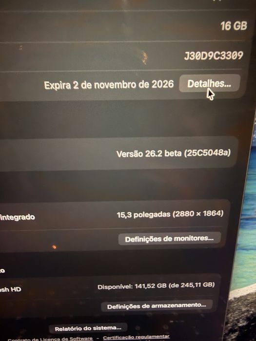 Macbook air 15/6 16/256 M3