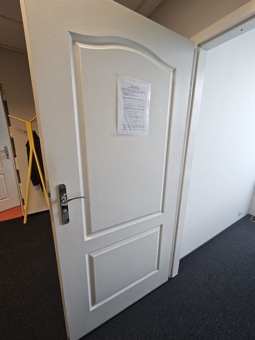 drzwi z ościeżnicą , białe