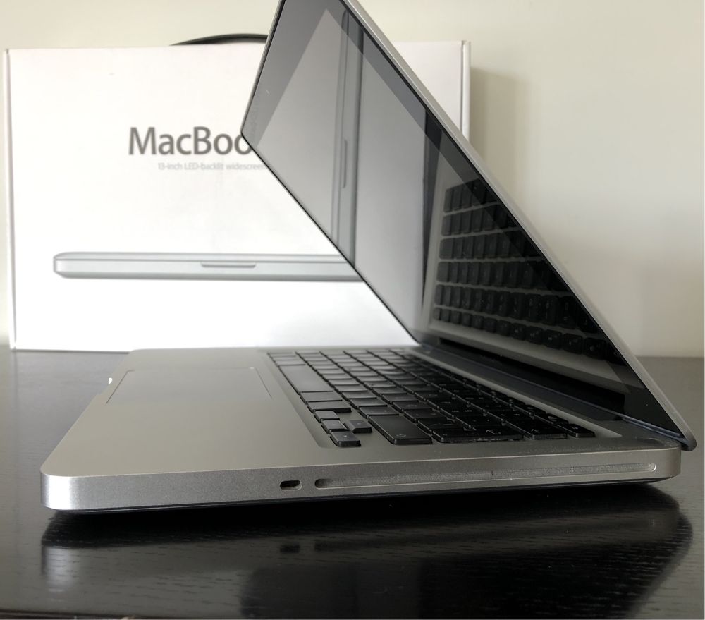 Macbook pro 13" 8GB SSD-250GB 2011 modelo A1278