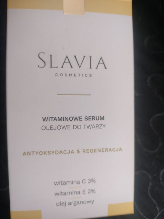 Witaminowe serum do twarzy Slavia