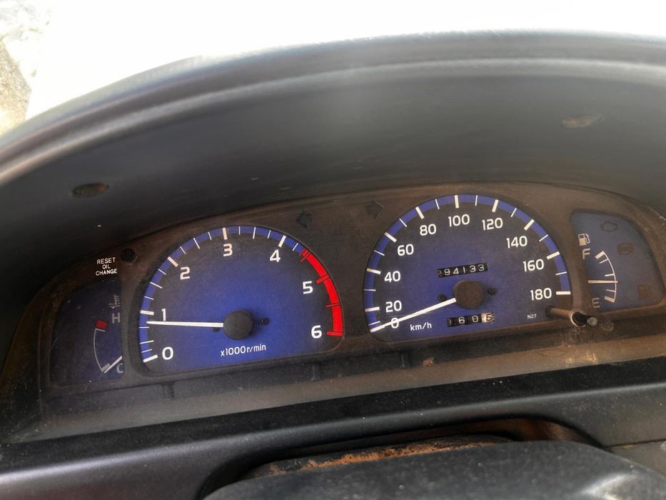 TOYOTA HILUX 2.5 D4-D TRACK (RESERVADO)