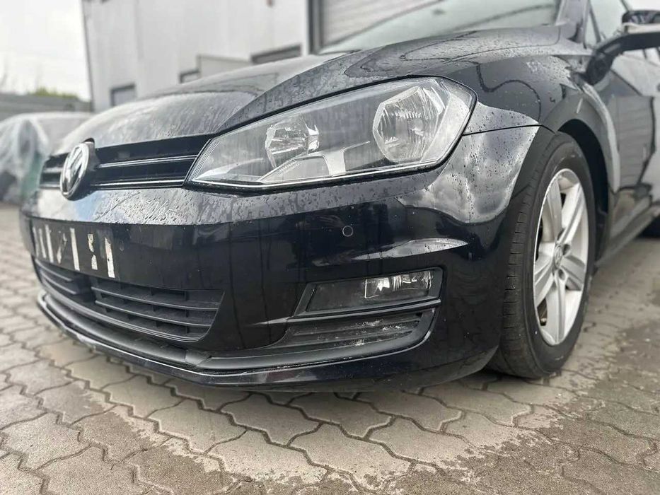 Бампер передній  Golf 7 хетчбек 2012-2017 C9X 470/25