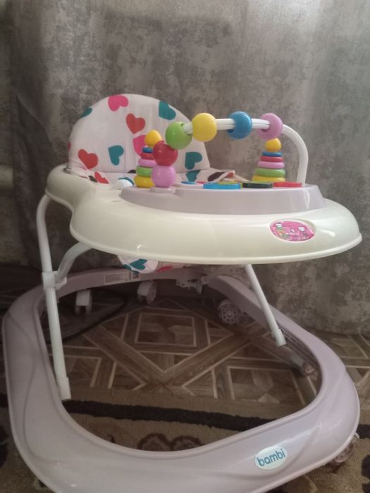 Дитячі ходунки bambi