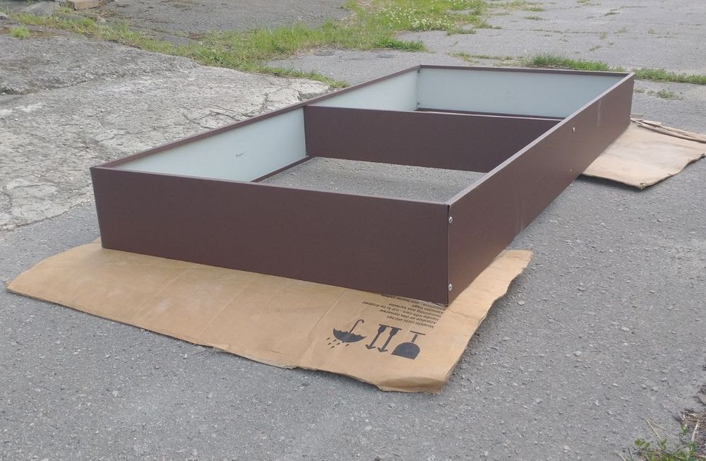 Грядка для теплиць та городів