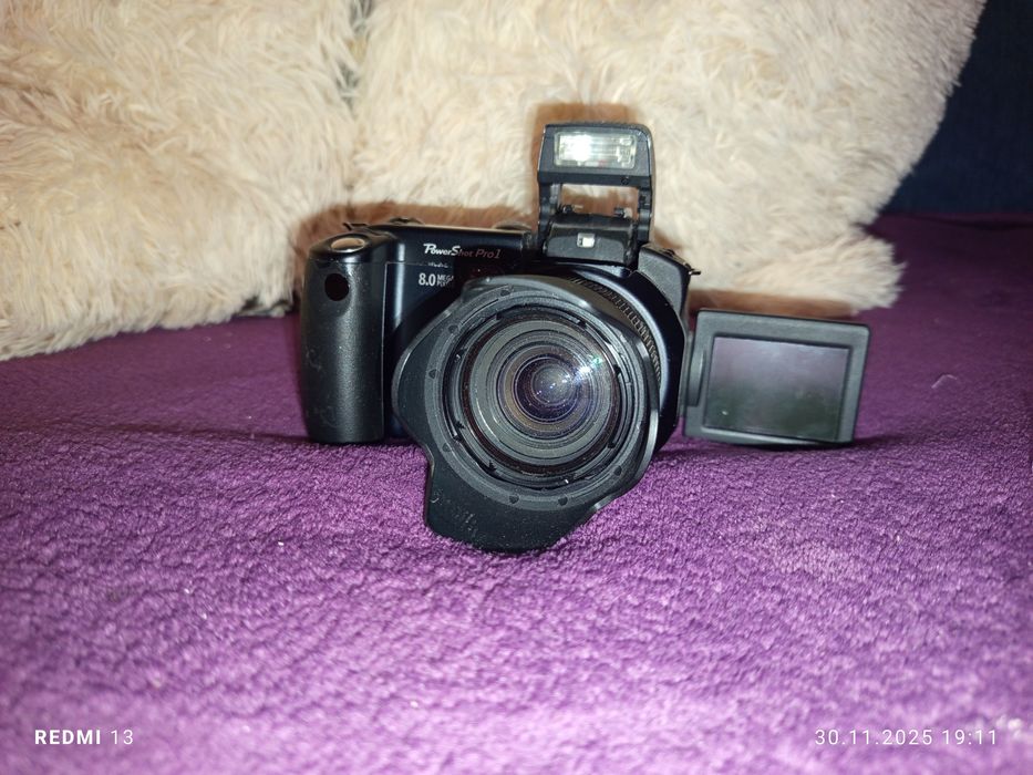 Фотоапарат canon