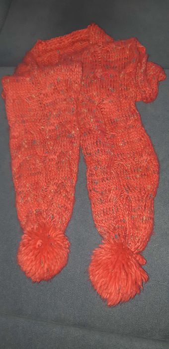 Czapka szalik pompony Reserved