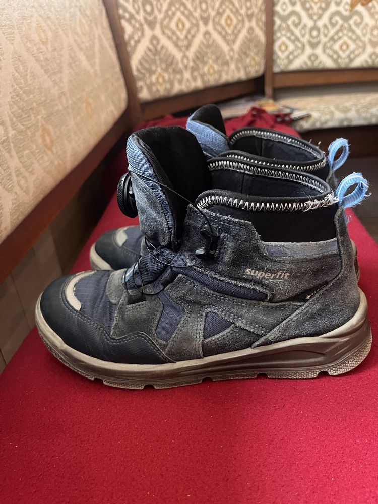 Buty Ecco superfit 35
