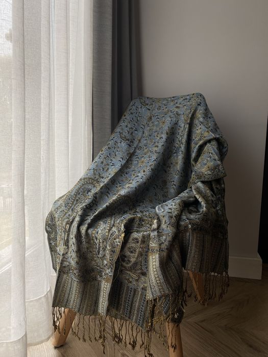Luksusowy Szal z Frędzlami i Kamieniami Pashmina