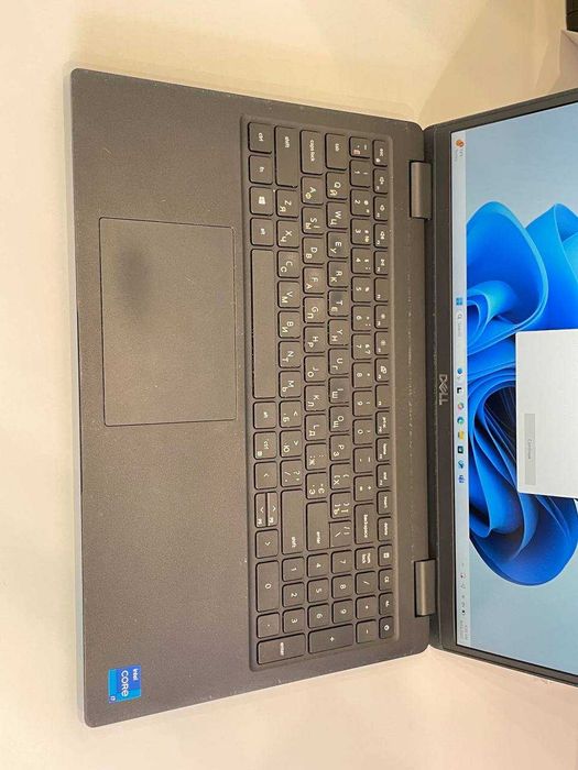 Ноутбук DELL LATITUDE 3520 Intel i7-1165G7 16GB 256 SSD Intel Iris Xe