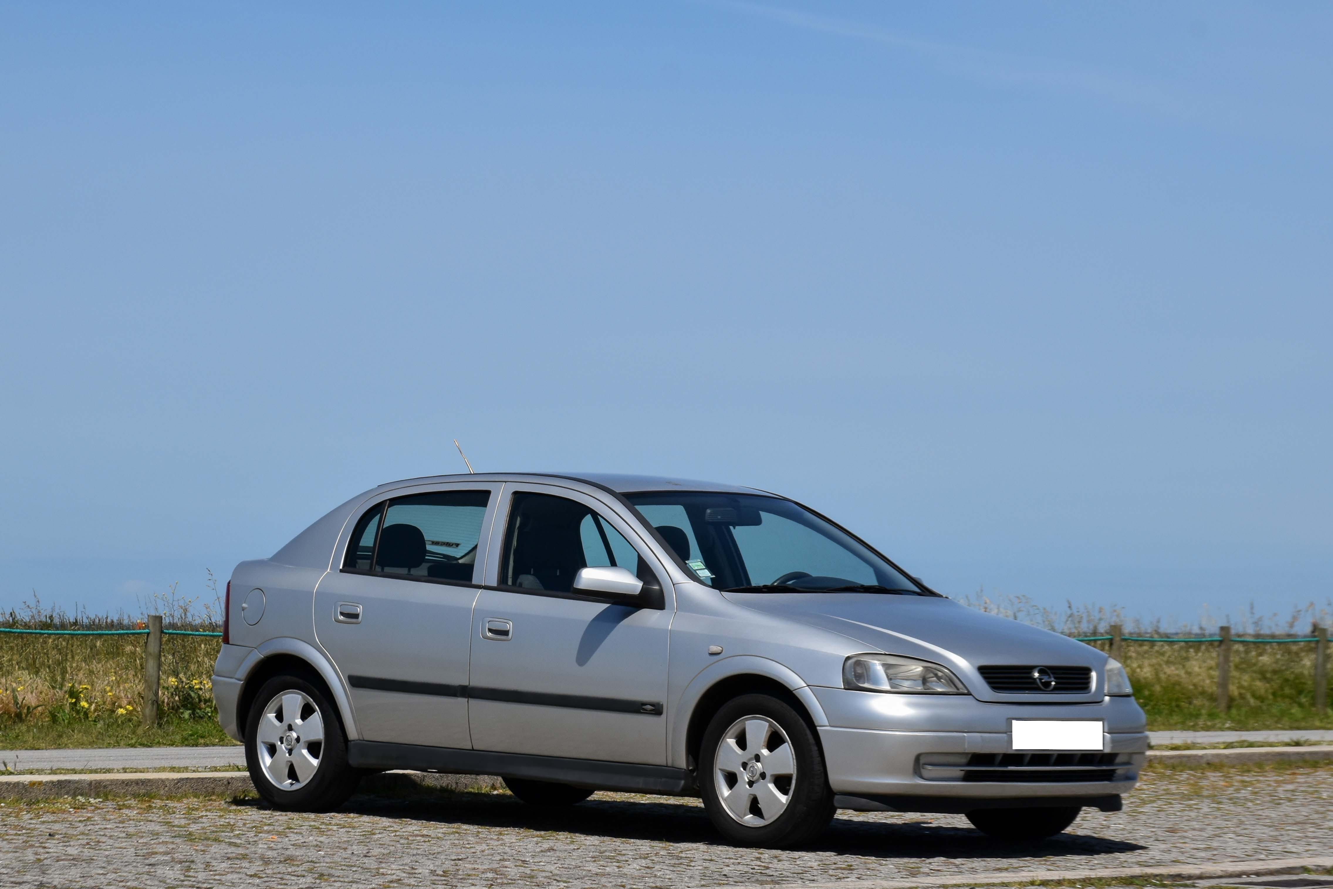 Opel Astra 1.4 - Desde 40€ /mês