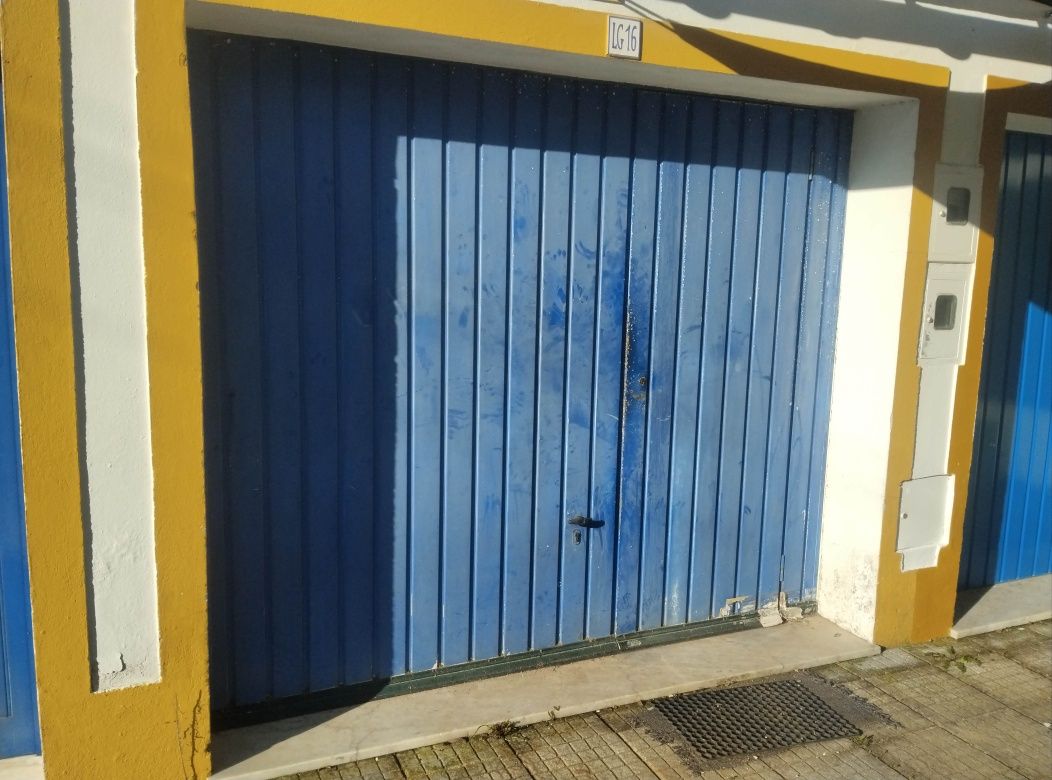 Garagem para venda em Montemor o Novo